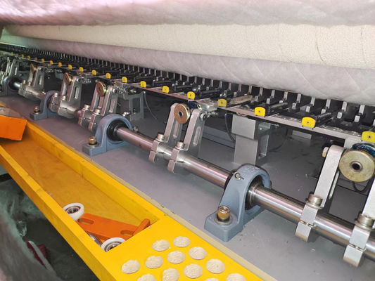 210M/H Công nghiệp giường nắp khóa khâu quilting máy cho quilt thương mại loại