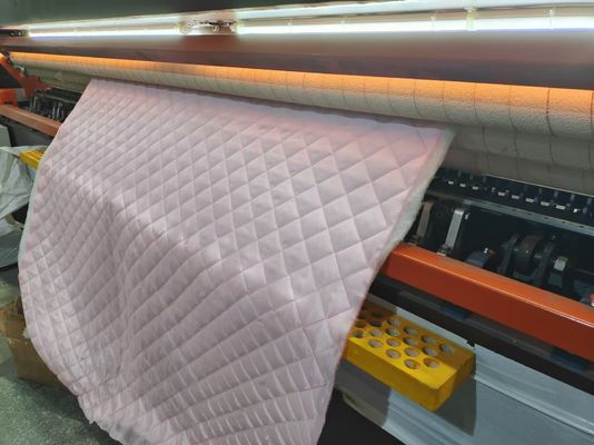 128 inch Multi-Needle Quilting Equipment cho sản phẩm giường với tốc độ 1400rpm