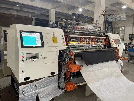 2.5m Công nghiệp tự do chuyển động đa kim Quilting máy cho người mới bắt đầu