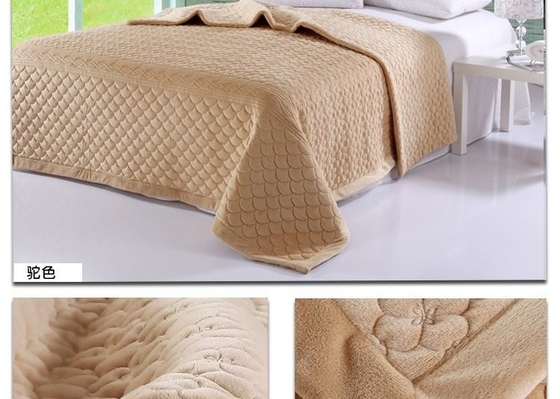 210M/H Công nghiệp giường nắp khóa khâu quilting máy cho quilt thương mại loại